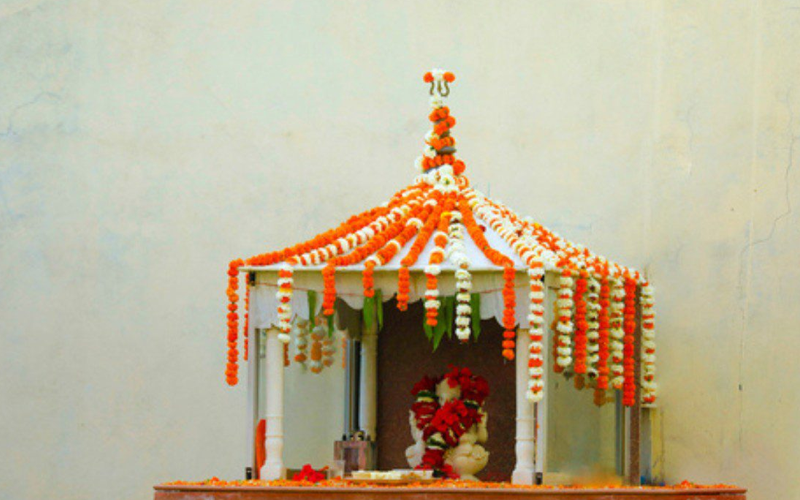Temple Decor